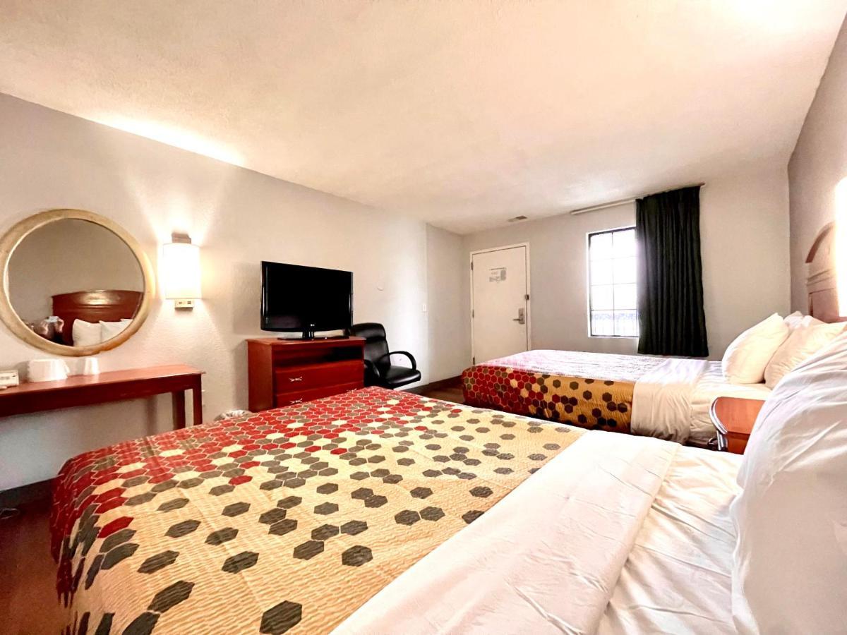 Red Carpet Inn Philadelphia Airport Lester Экстерьер фото