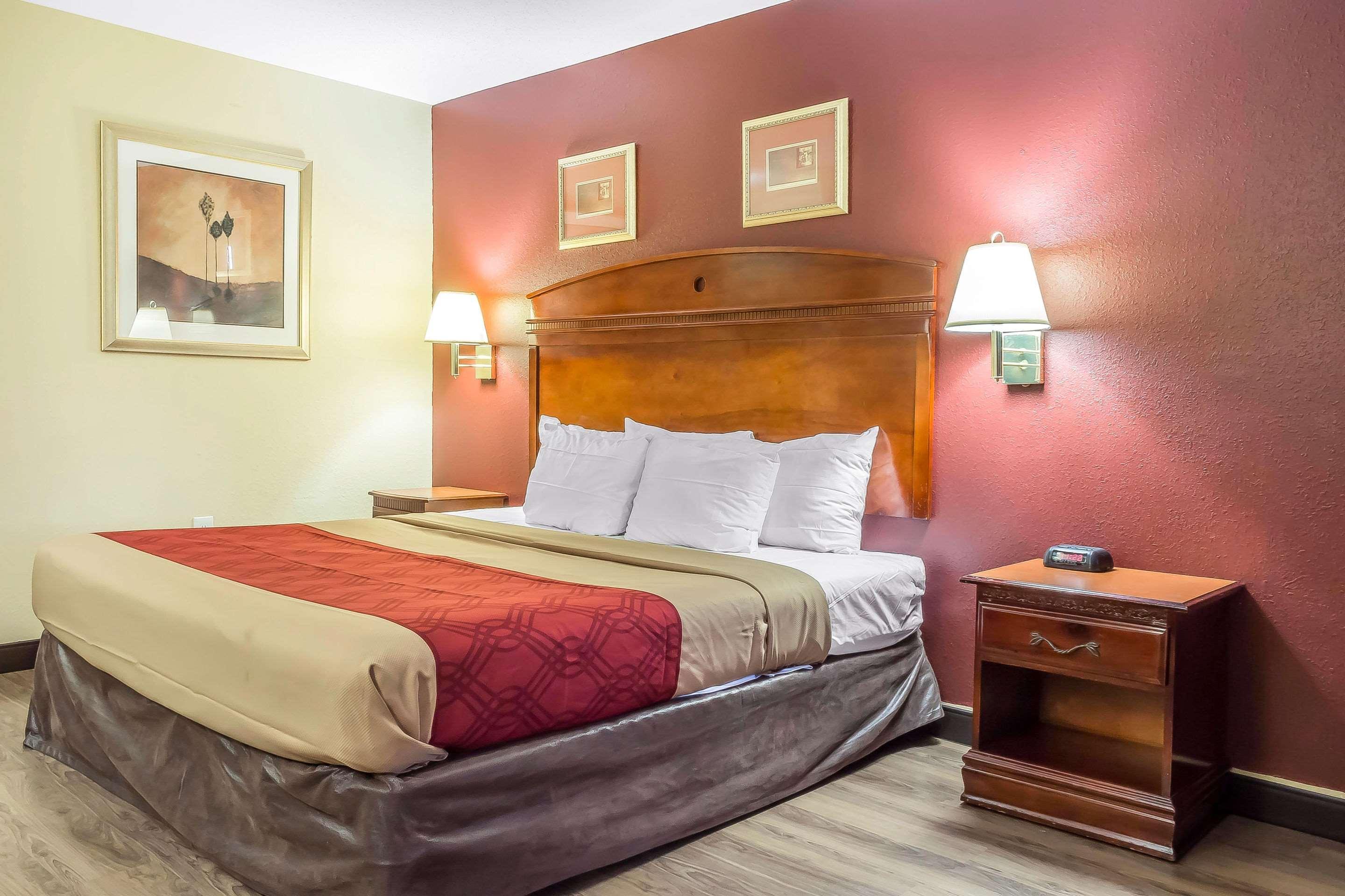 Red Carpet Inn Philadelphia Airport Lester Экстерьер фото